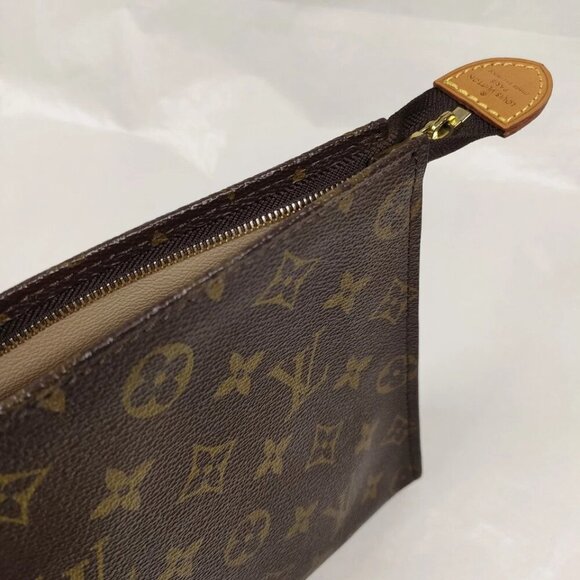 Louis Vuitton LV Crossbody bag Pochette Toilette 26 Monogram 676-022725 - Picture 9 of 14